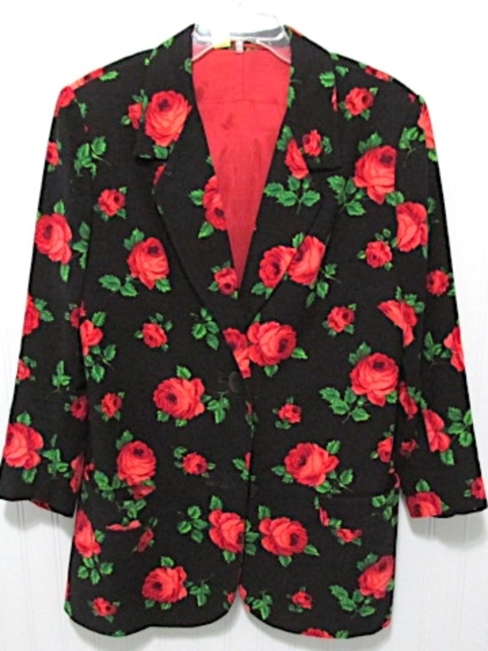 Unique VTG Artisan Black Velvet Jacket with Red Roses, Size M